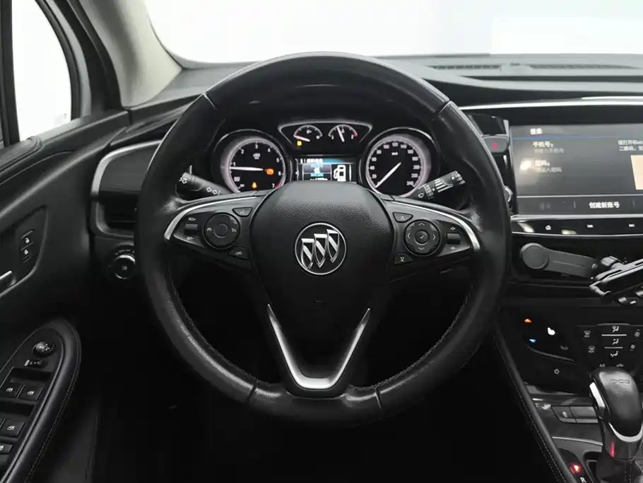 Buick Envision Plus — фото 15