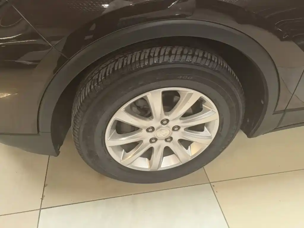 Buick Envision Plus — фото 23