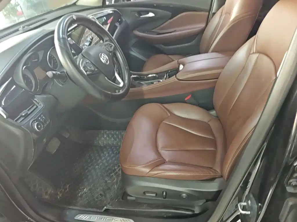 Buick Envision Plus — фото 15