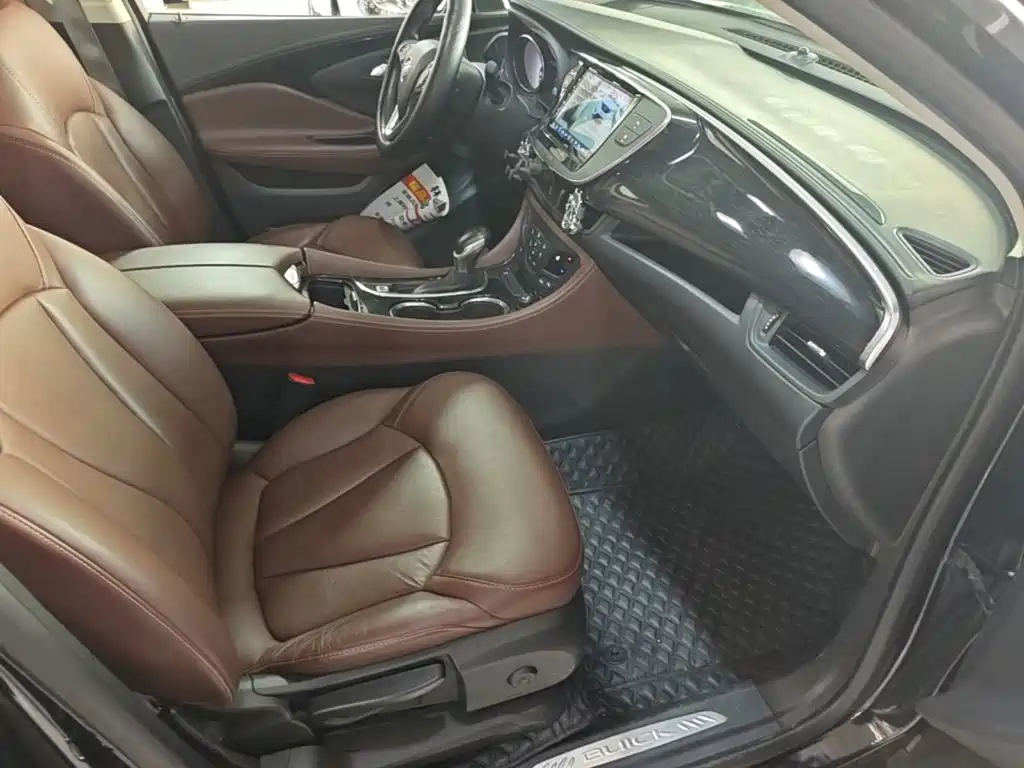 Buick Envision Plus — фото 25