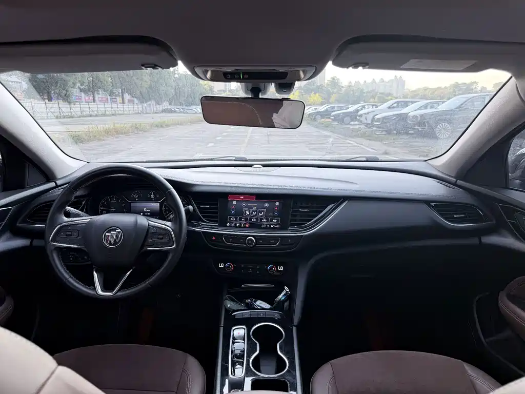 Buick Regal — фото 9