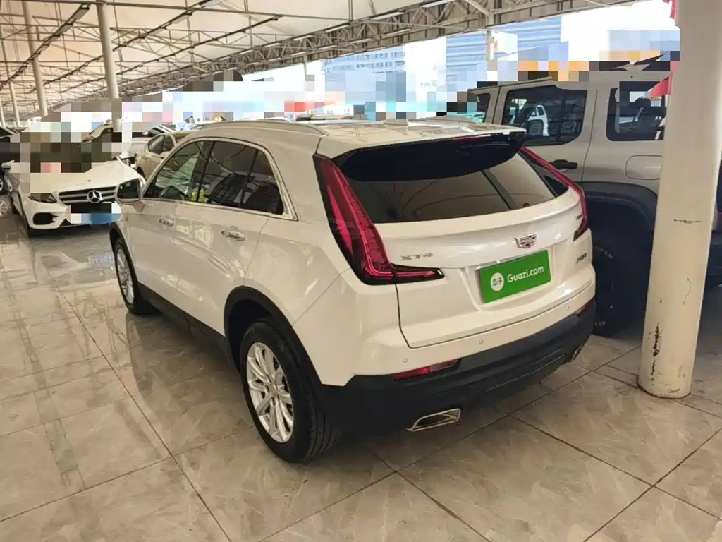 Cadillac XT4 — фото 5