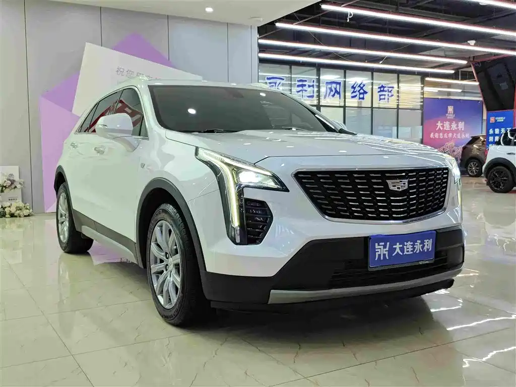 Cadillac XT4 — фото 3