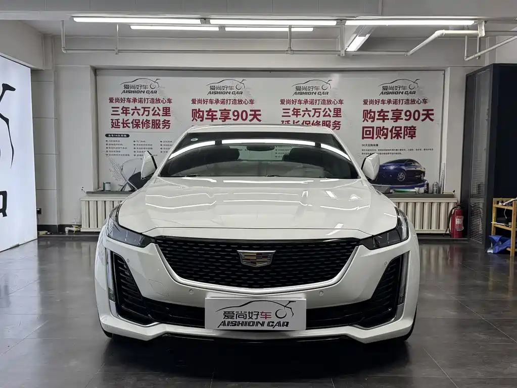 Cadillac CT5 — фото 2