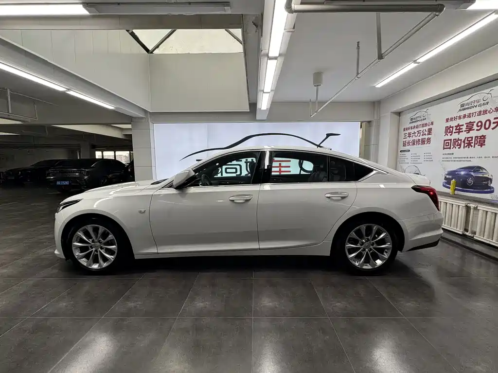 Cadillac CT5 — фото 4