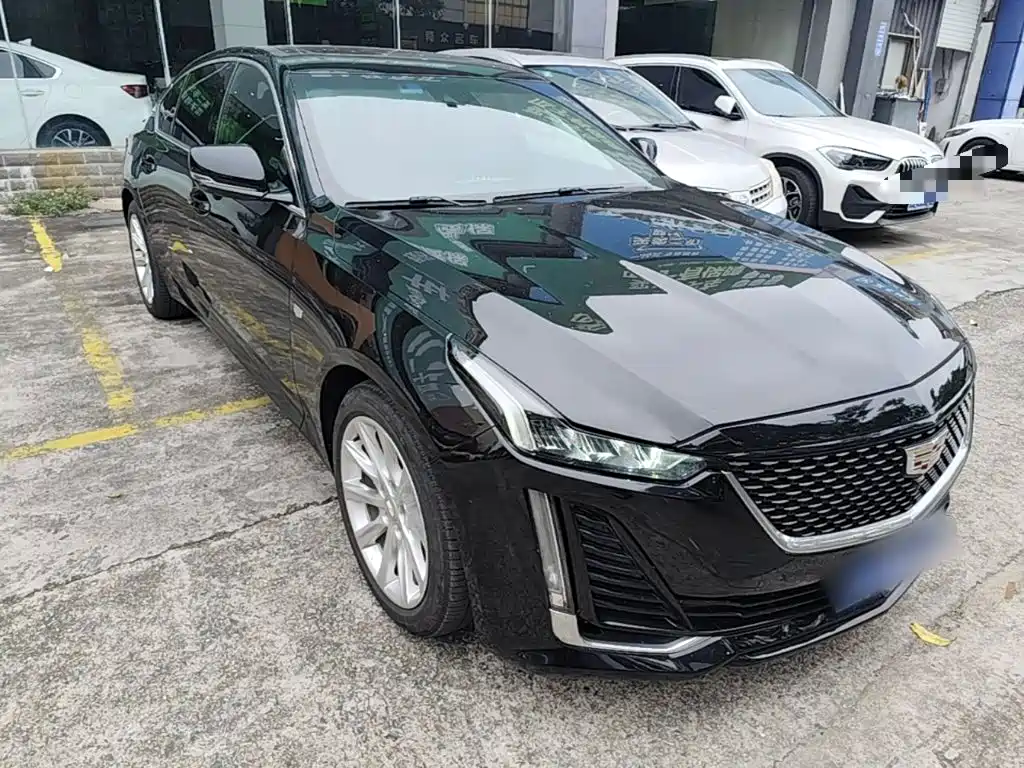 Cadillac CT5 — фото 4