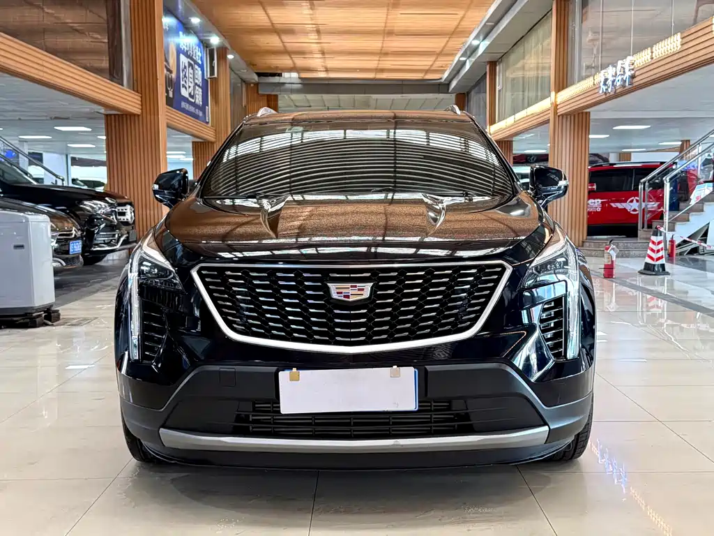 Cadillac XT4 — фото 2