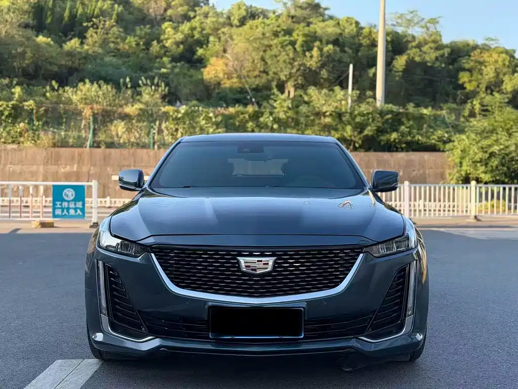 Cadillac CT5 — фото 2