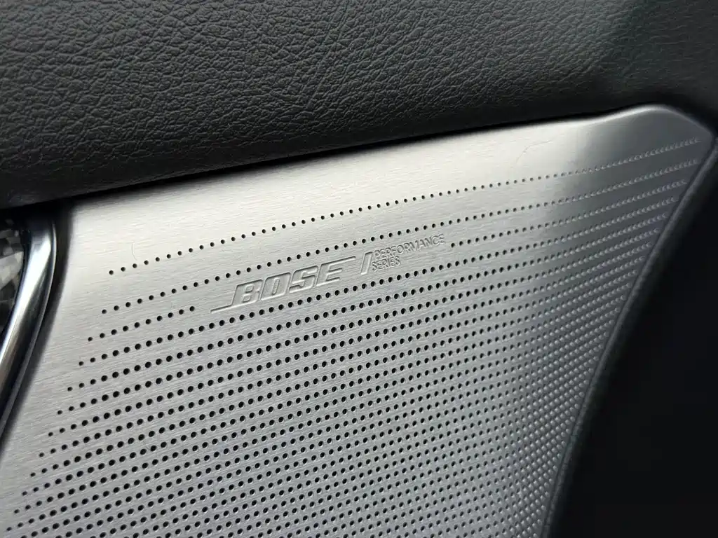 Cadillac CT5 — фото 18