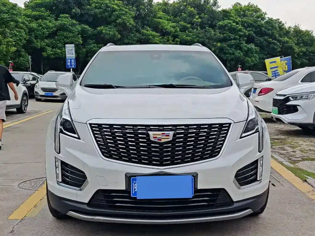 Cadillac XT5 — фото 2
