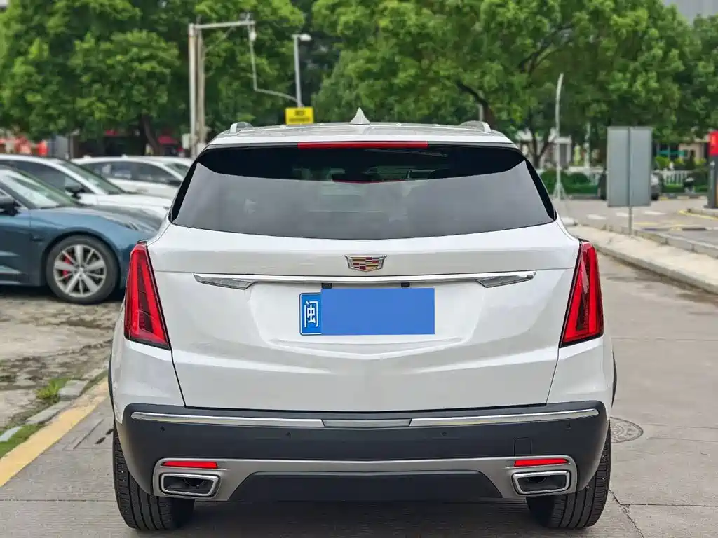 Cadillac XT5 — фото 5