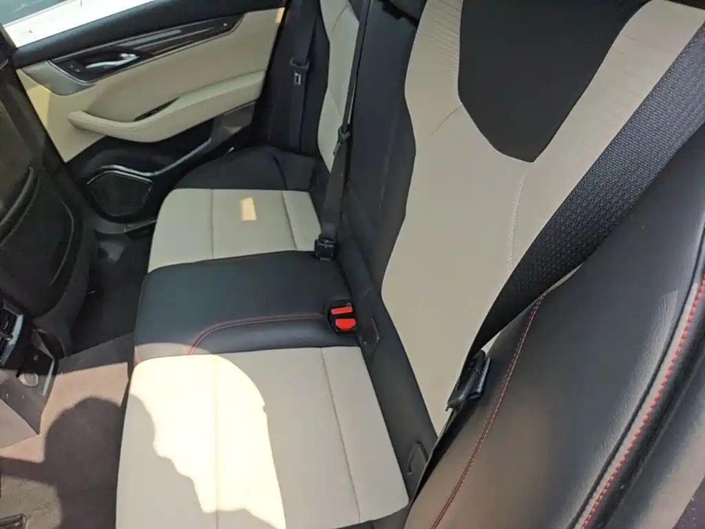 Cadillac CT5 — фото 17