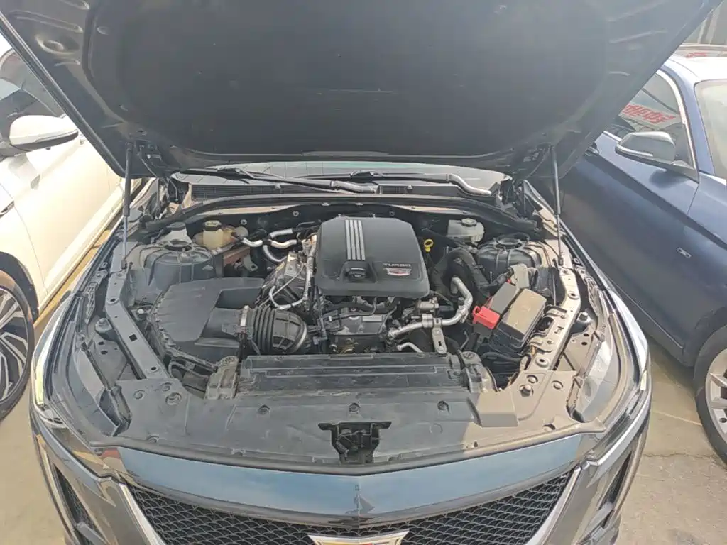 Cadillac CT5 — фото 20