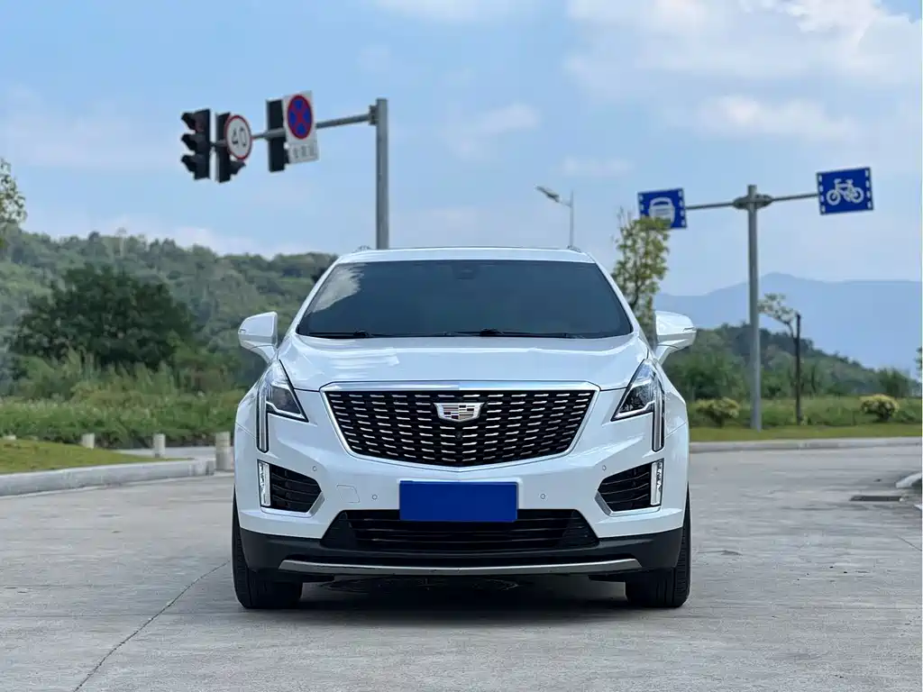 Cadillac XT5 — фото 2