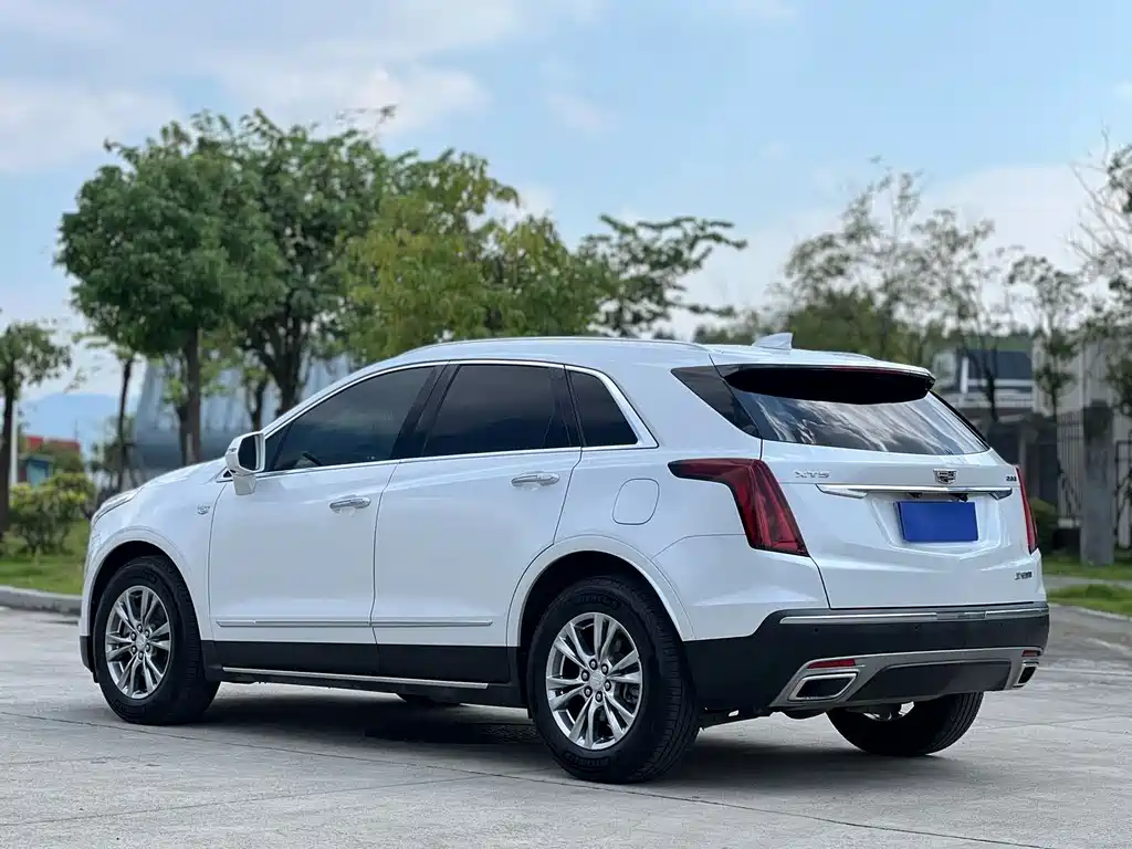 Cadillac XT5 — фото 3