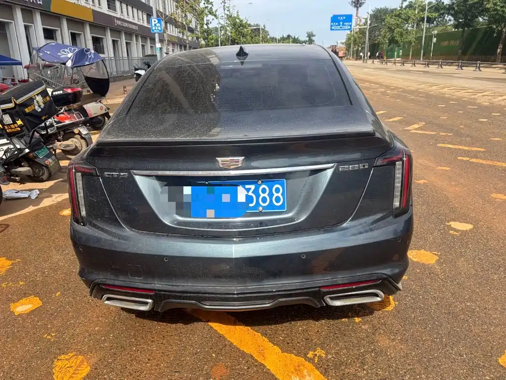 Cadillac CT5 — фото 7