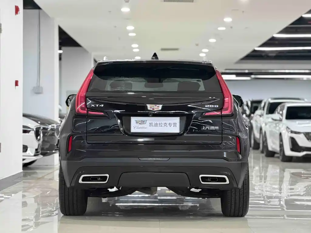 Cadillac XT4 — фото 5