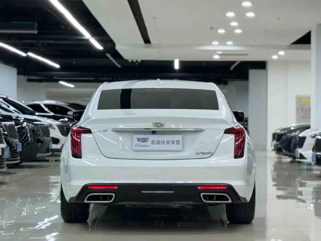 Cadillac CT5 — фото 3