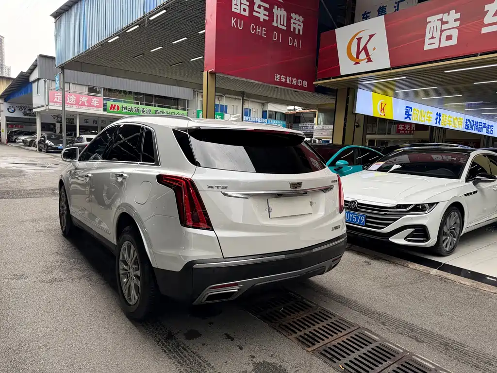 Cadillac XT5 — фото 4