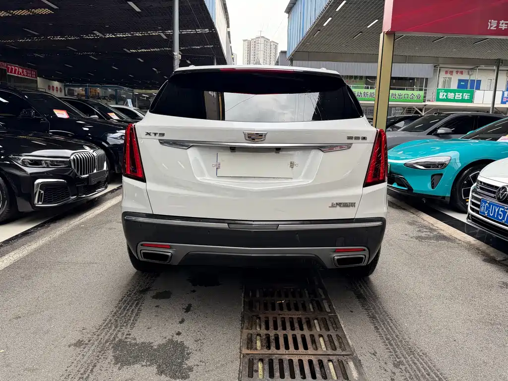 Cadillac XT5 — фото 5