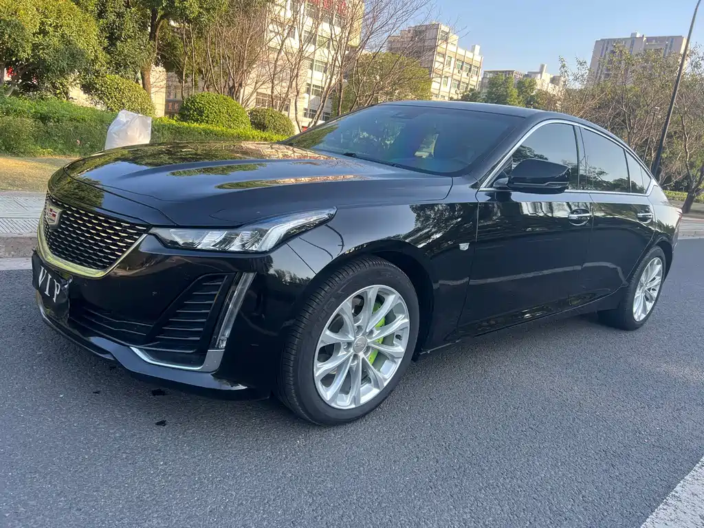 Cadillac CT5 — фото 2
