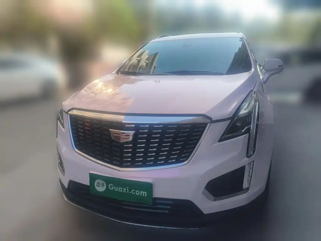 Cadillac XT5 — фото 23