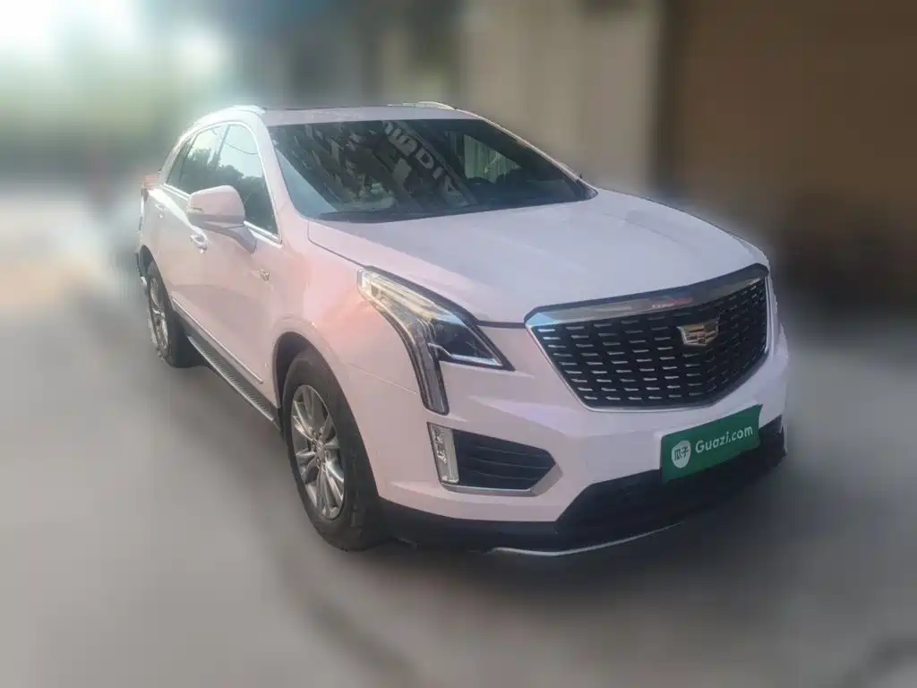 Cadillac XT5 — фото 24