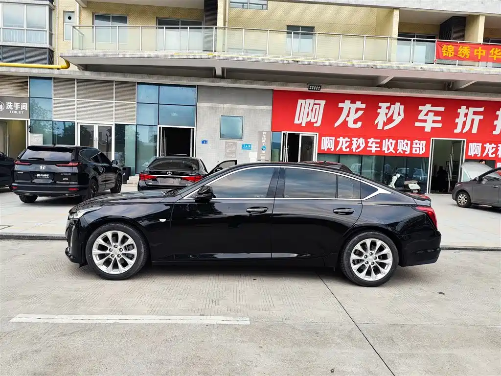 Cadillac CT5 — фото 3