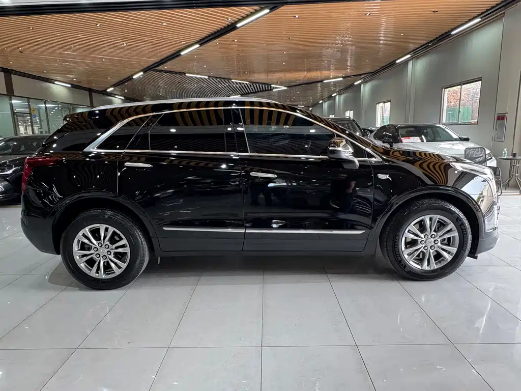 Cadillac XT5 — фото 4