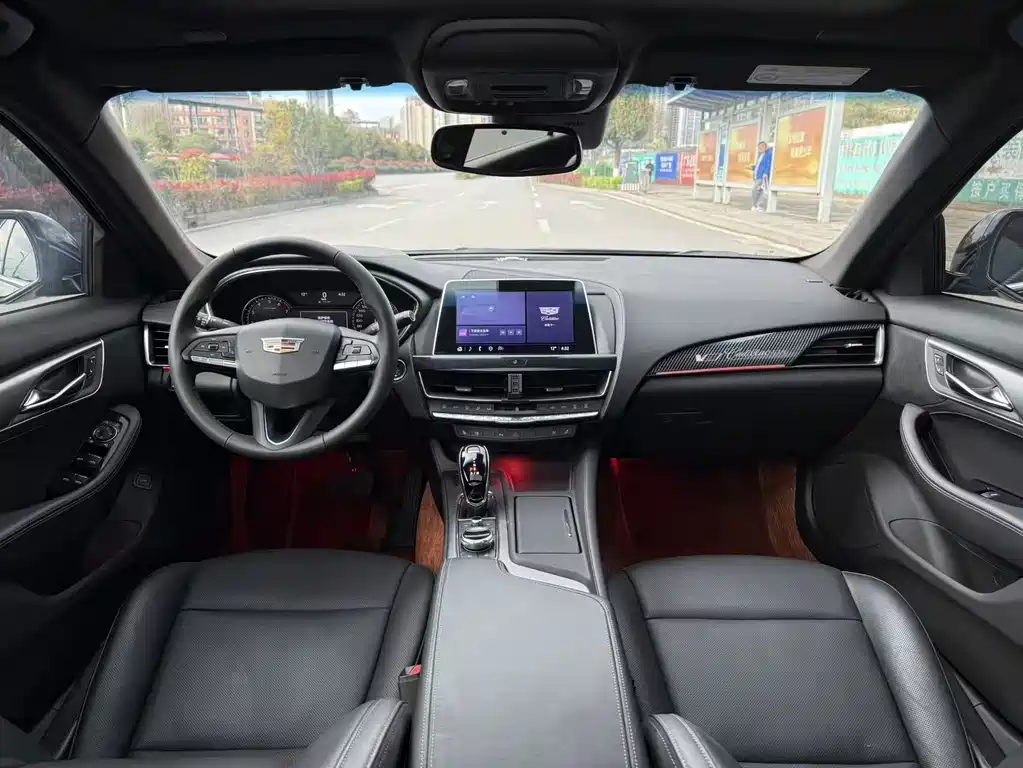 Cadillac CT5 — фото 5