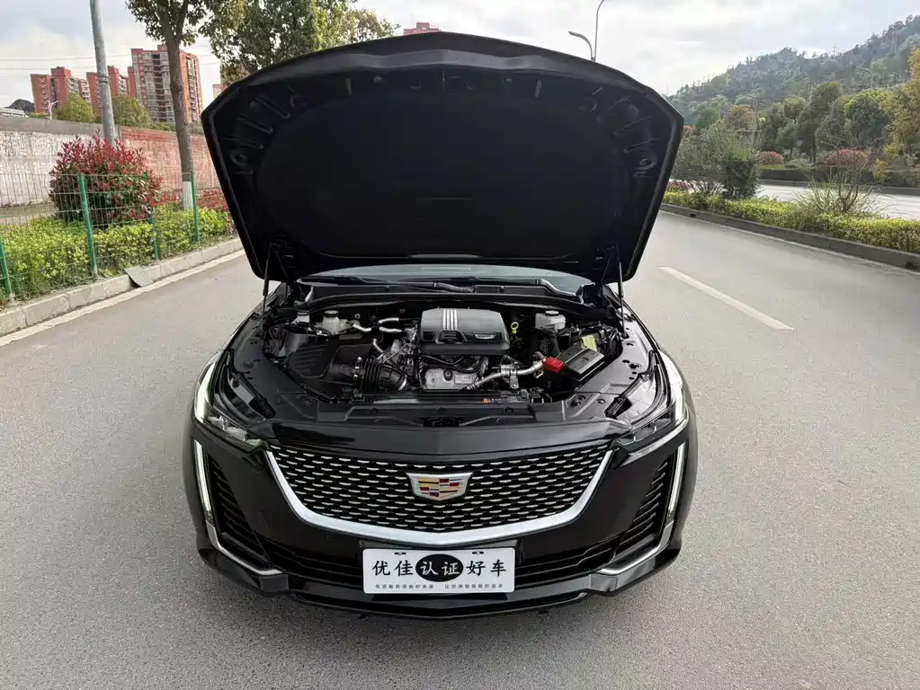 Cadillac CT5 — фото 8