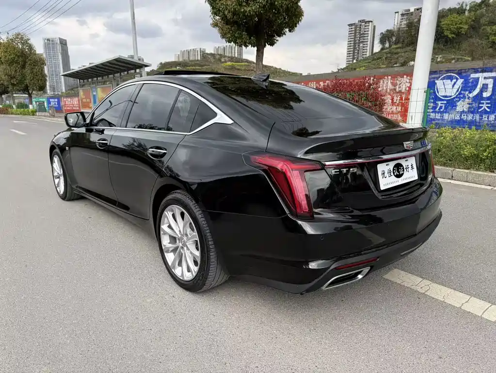 Cadillac CT5 — фото 10
