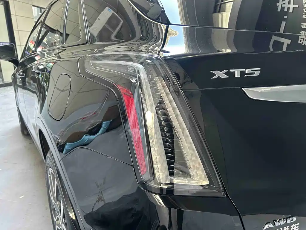 Cadillac XT5 — фото 4