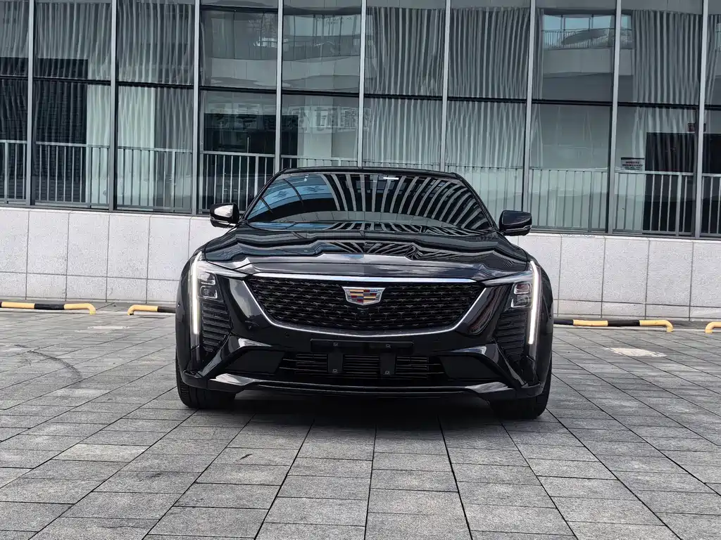 Cadillac CT5 — фото 2