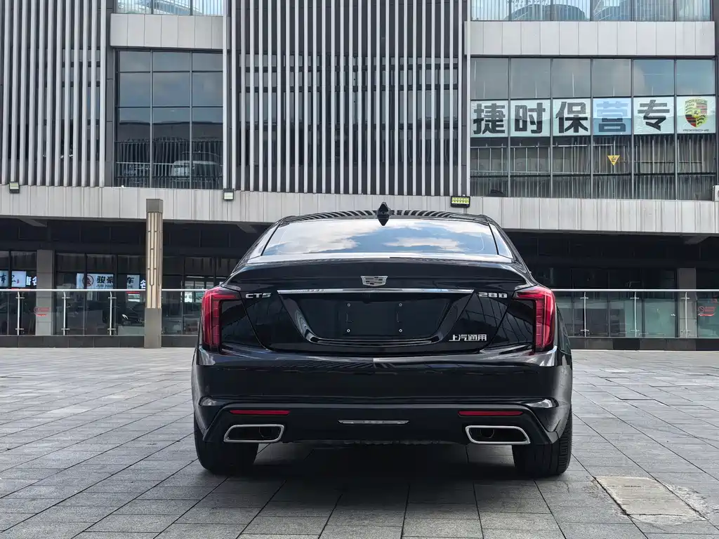 Cadillac CT5 — фото 5