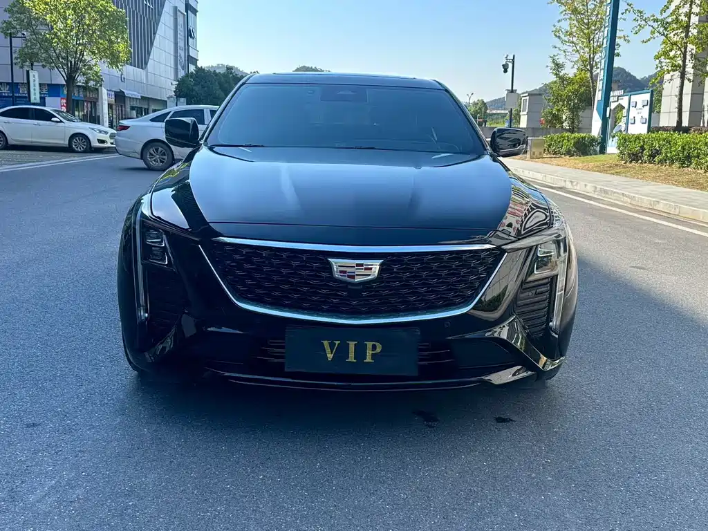 Cadillac CT5 — фото 2