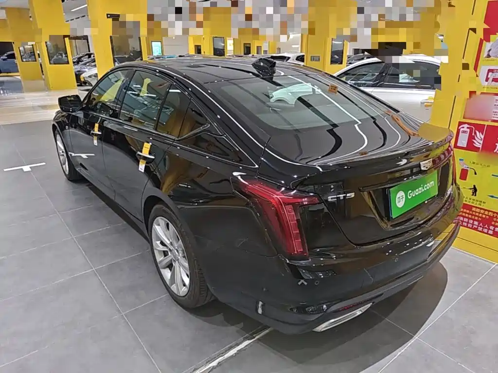 Cadillac CT5 — фото 23