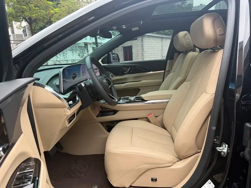 Cadillac XT5 — фото 4