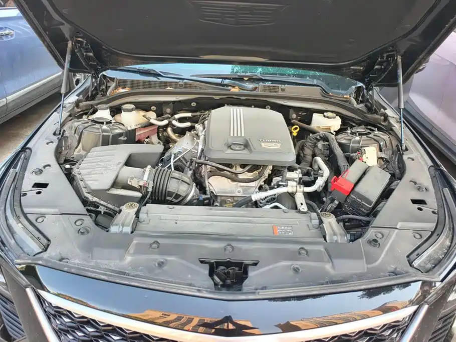 Cadillac CT5 — фото 10