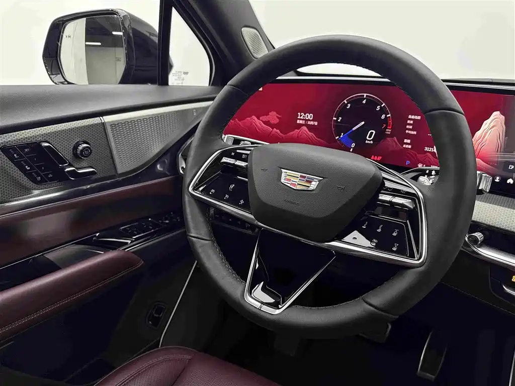 Cadillac XT5 — фото 10