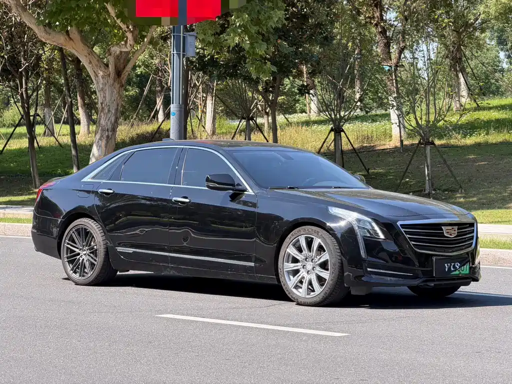 Cadillac CT6 Plug-in — фото 3