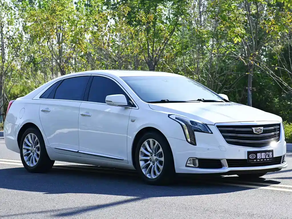 Cadillac XTS — фото 3