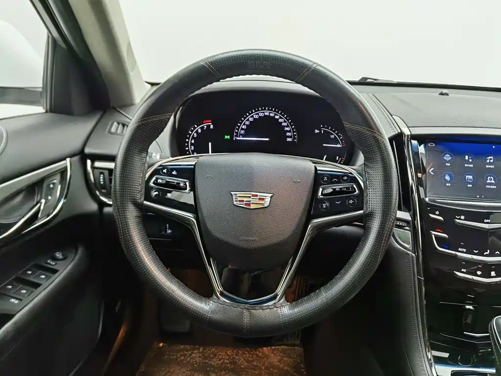 Cadillac ATS-L — фото 11