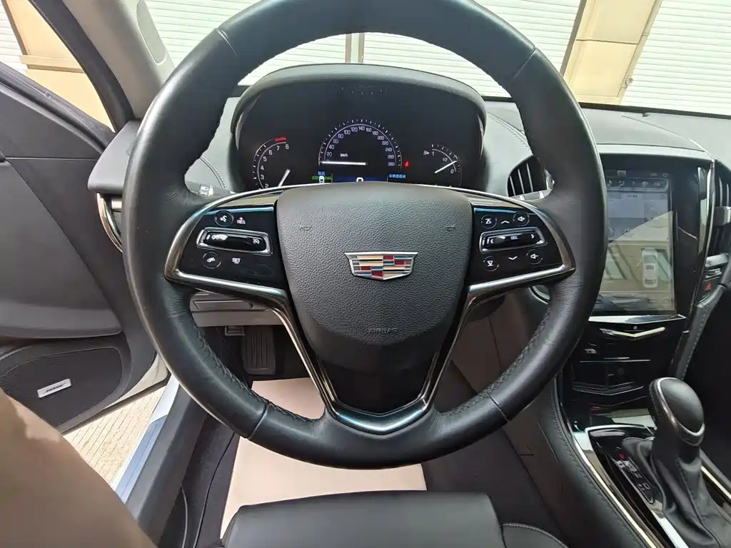 Cadillac ATS-L — фото 3