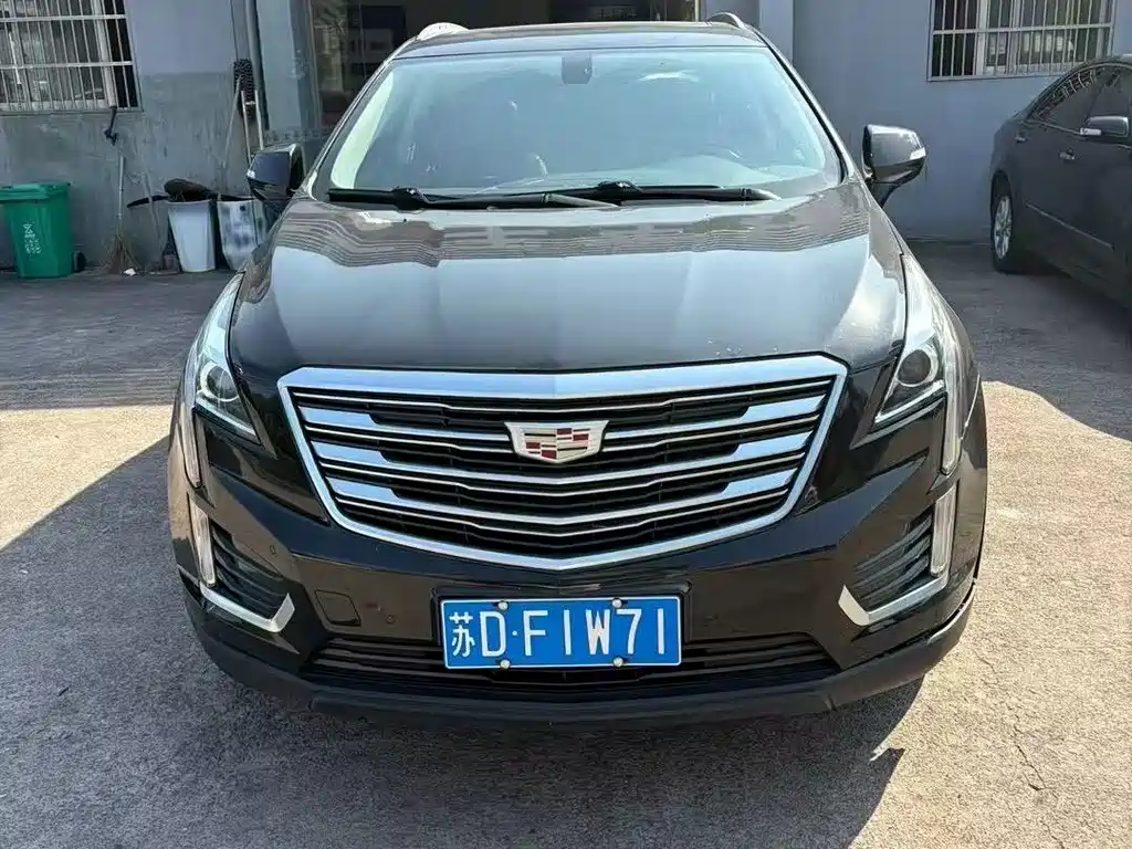 Cadillac XT5 — фото 2