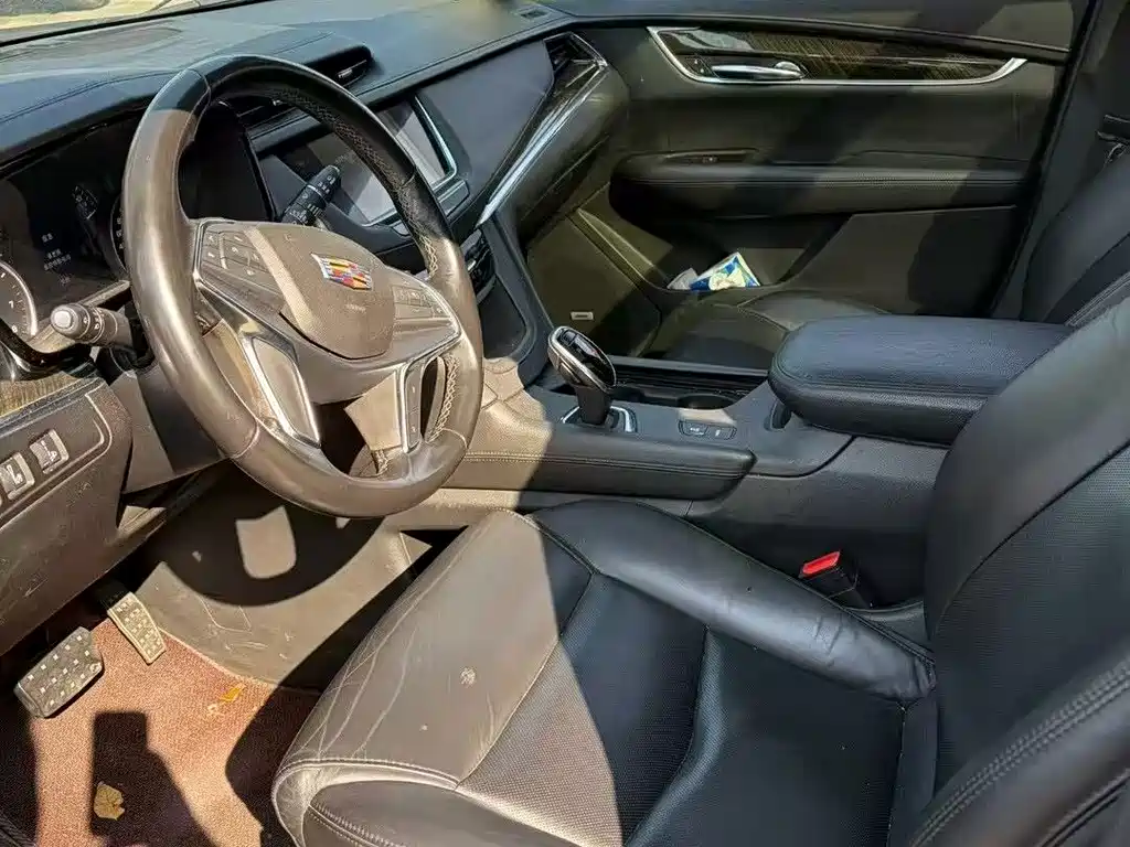 Cadillac XT5 — фото 3