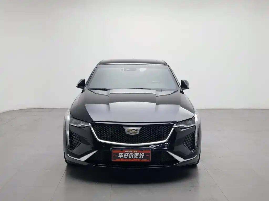 Cadillac CT4 — фото 3