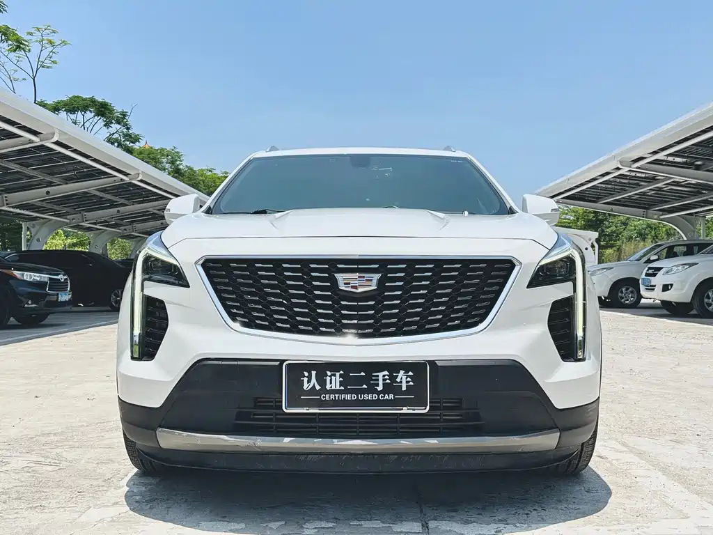 Cadillac XT4 — фото 2