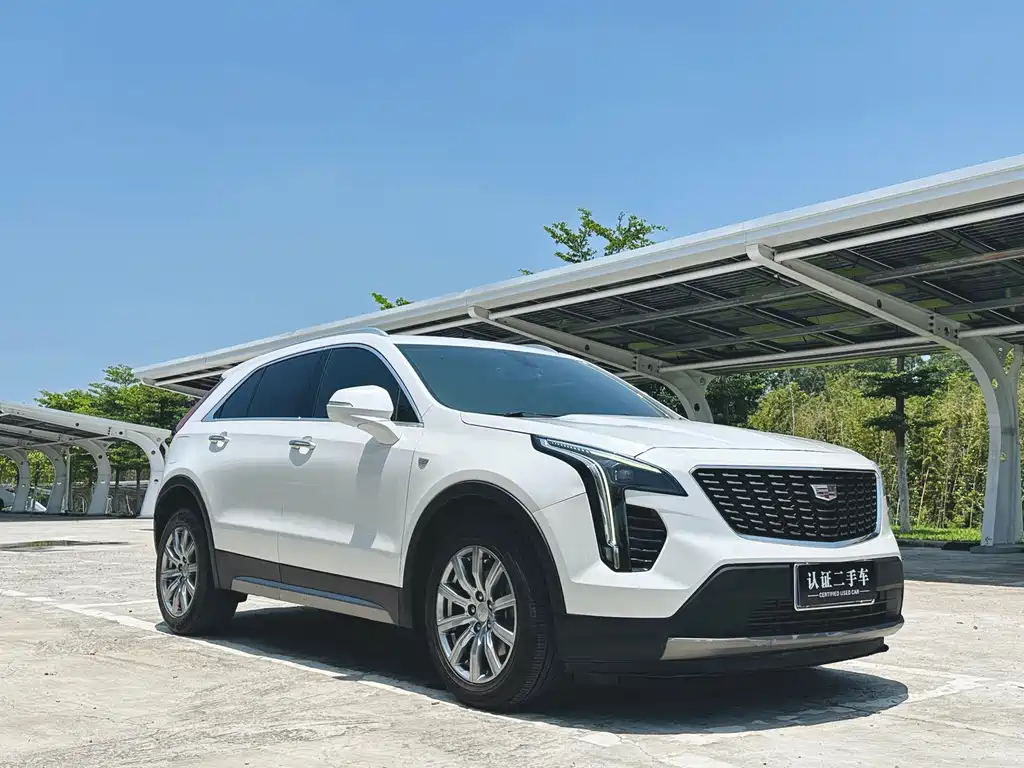 Cadillac XT4 — фото 3