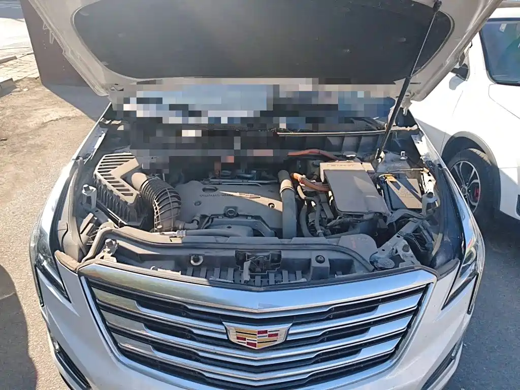 Cadillac XT5 — фото 21